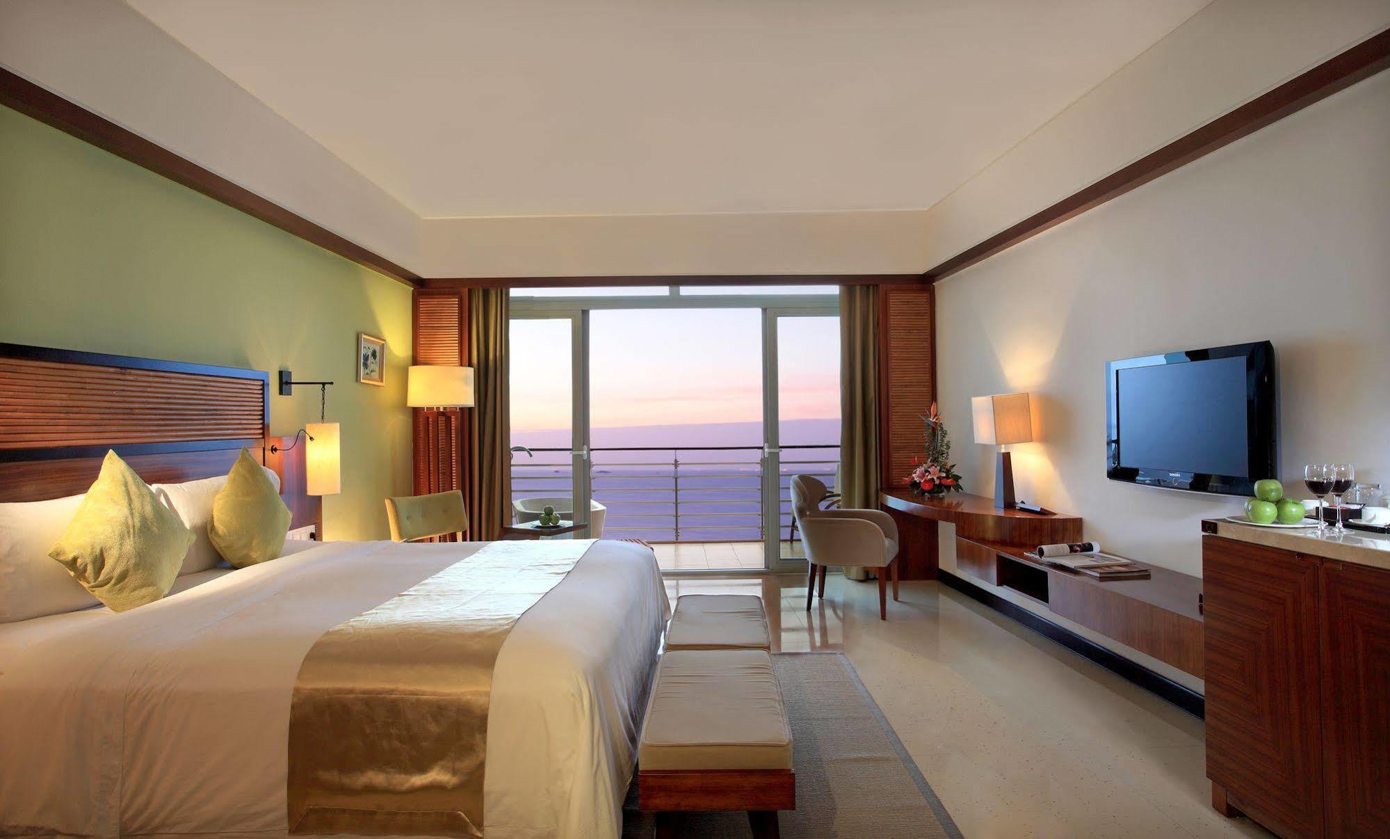 Grand Soluxe Hotel & Resort, Sanya Exteriör bild